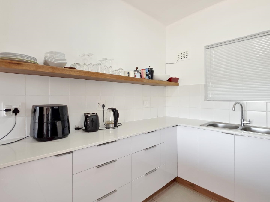 2 Bedroom Property for Sale in Oranjezicht Western Cape